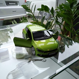 Модель SCIROCCO зеленый. 1:18 Арт. 1K8099302A R6T